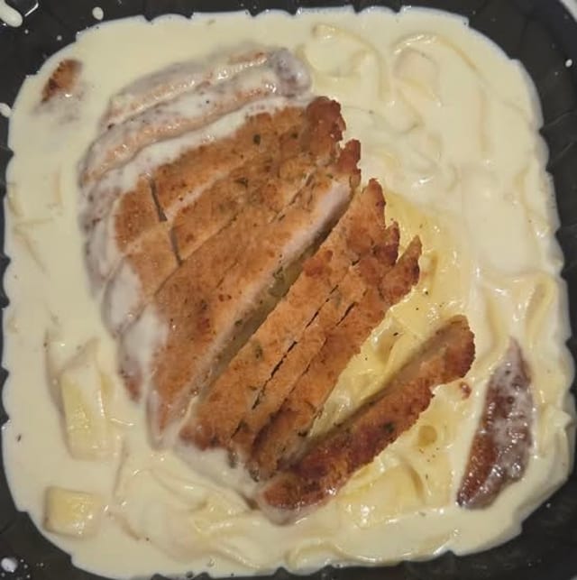 Fettuccine Alfredo.